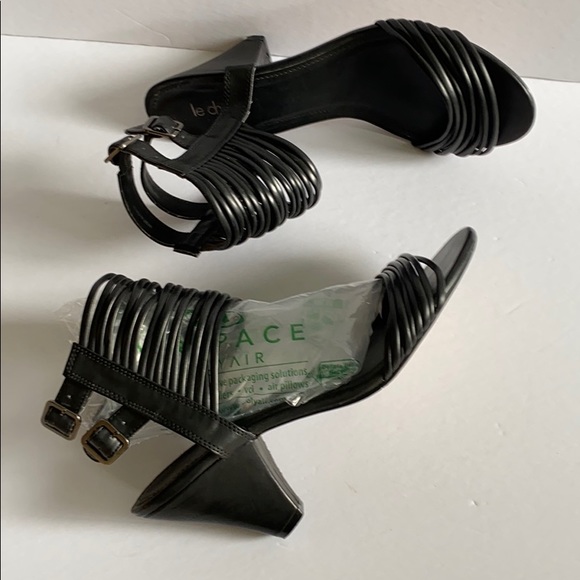 🍒 LE CHATEAU Black Heels !!! - Picture 4 of 8